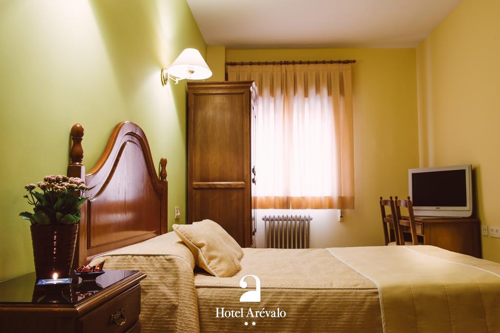 Hotel Arevalo كوينكا الغرفة الصورة