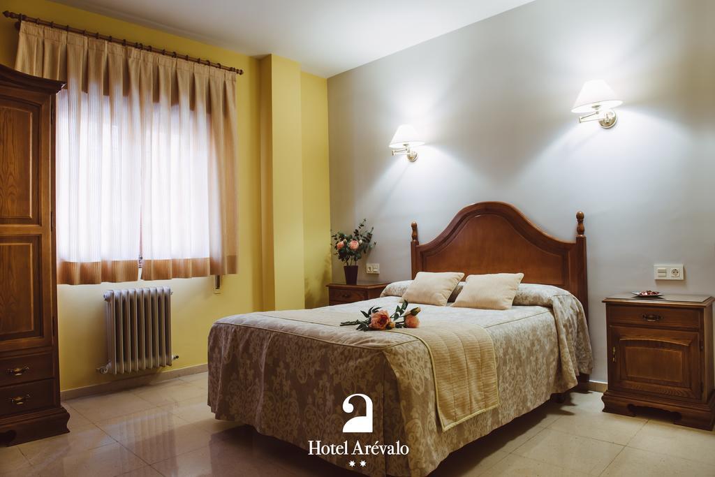 Hotel Arevalo كوينكا الغرفة الصورة