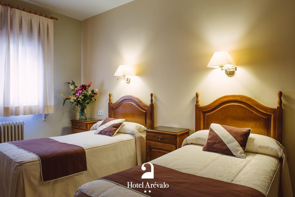 Hotel Arevalo كوينكا الغرفة الصورة