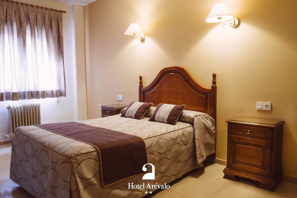 Hotel Arevalo كوينكا الغرفة الصورة