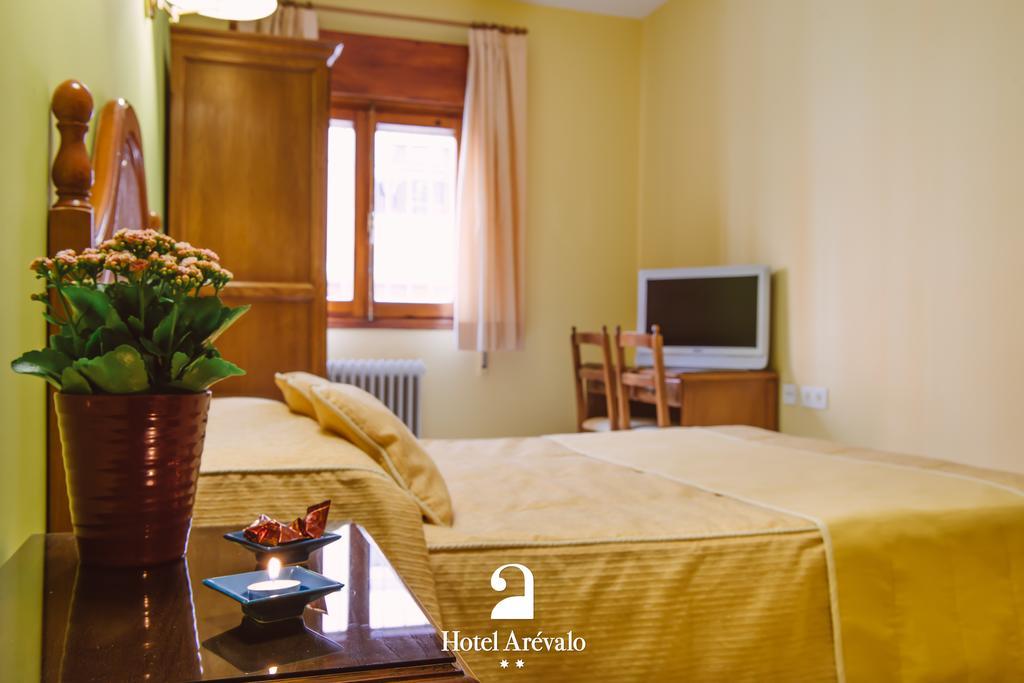 Hotel Arevalo كوينكا الغرفة الصورة