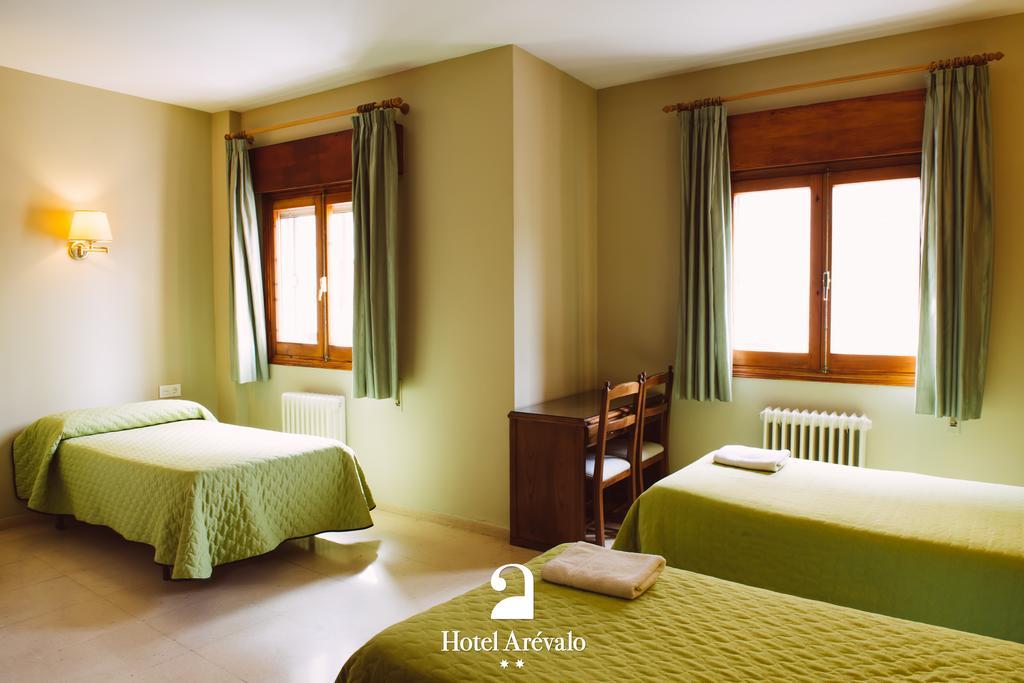 Hotel Arevalo كوينكا الغرفة الصورة