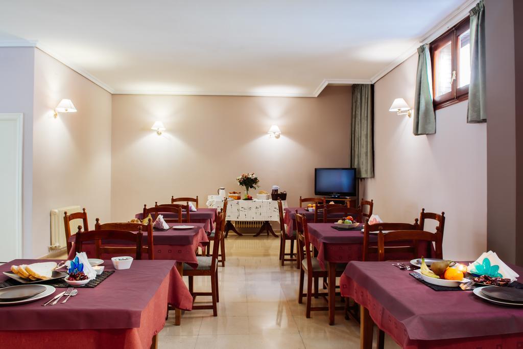 Hotel Arevalo كوينكا المظهر الخارجي الصورة