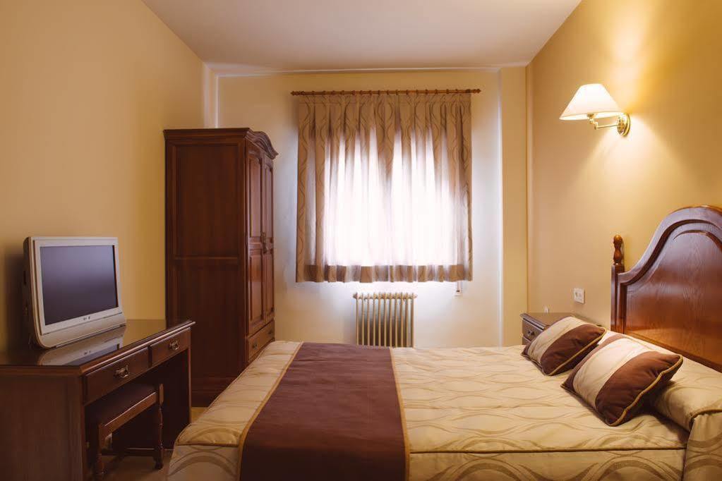 Hotel Arevalo كوينكا المظهر الخارجي الصورة